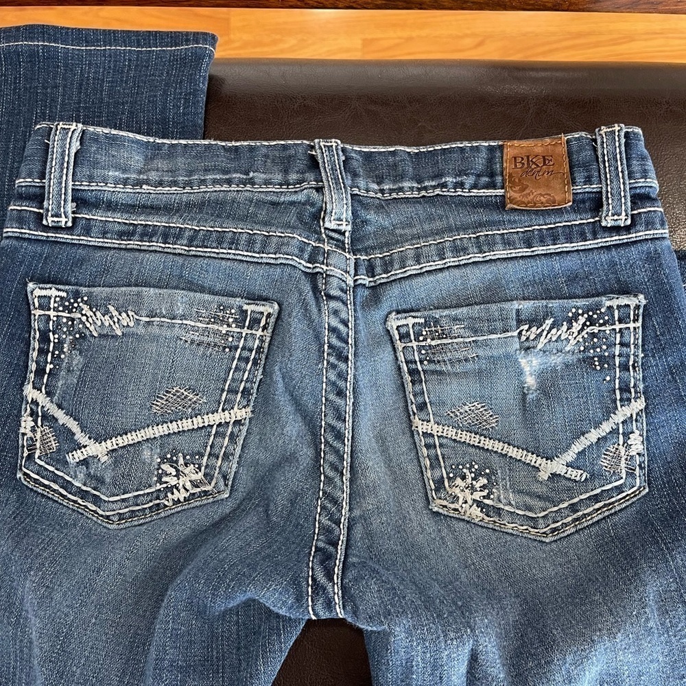 Bke Lexi Flare Boot Jean In A Size 26 White Stitc… - image 8